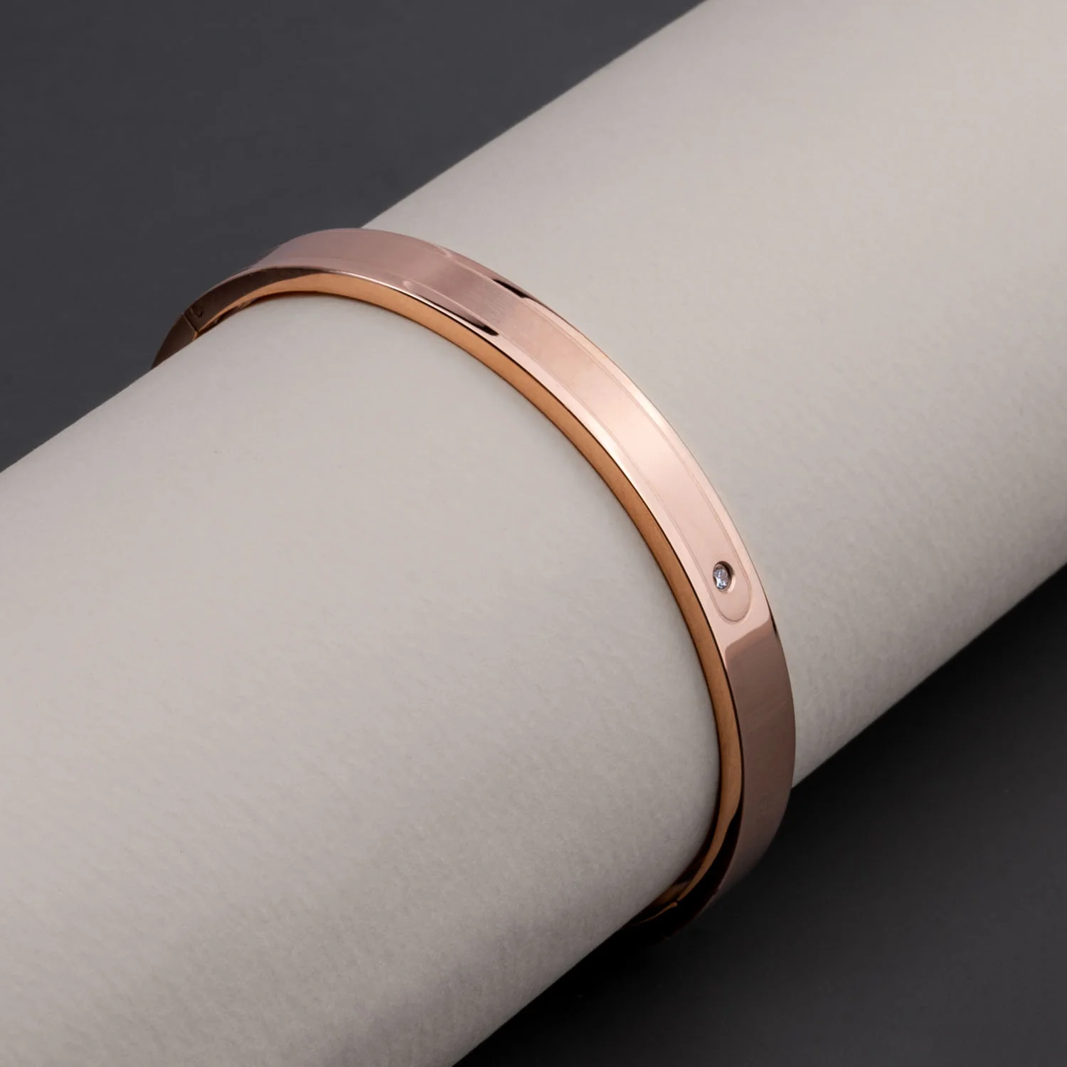 Thor Oval Kada Bracelet - Image 5