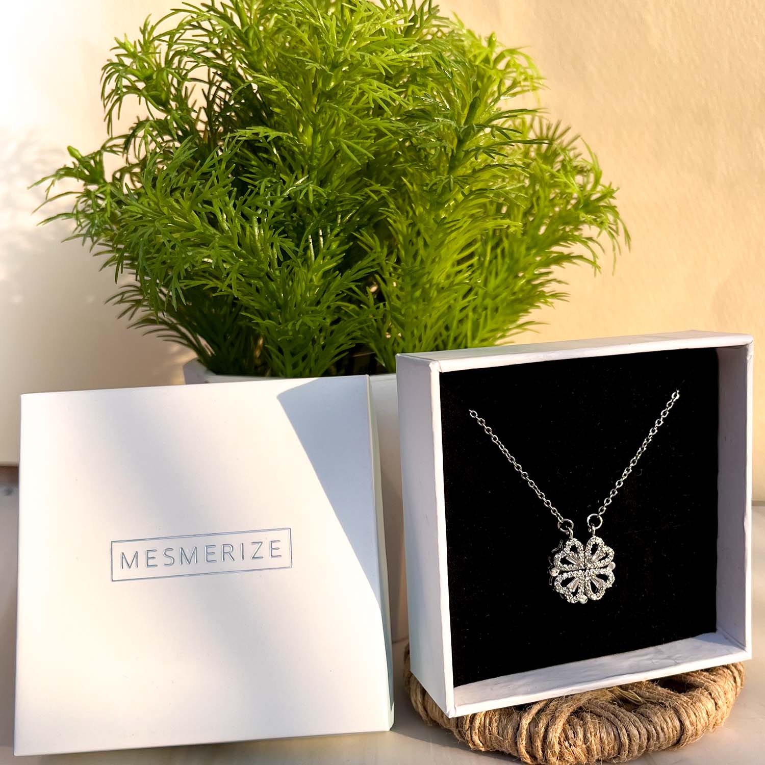 Magnetic Clover Heart Necklace - Image 4